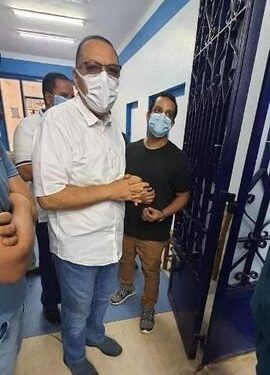 محافظ الشرقية يزور مستشفي