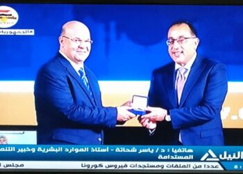 الاستاذ احمد الشيخ