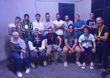 فرقة مسرح زمان في عرض جديد بعنوان الطمع قل ما جمع.