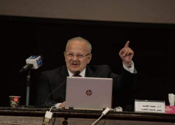 اتفاقية شراكة في مجال التعليم المدمج بين جامعتا القاهرة وبورسعيد.