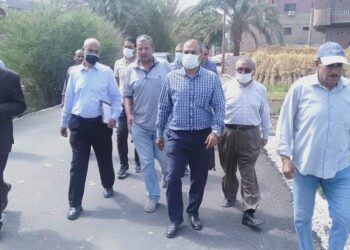 محافظ أسيوط يوجه قيادات المحافظة بالمتابعة المستمرة لمشروعات المبادرة الرئاسية “حياة كريمة” ..