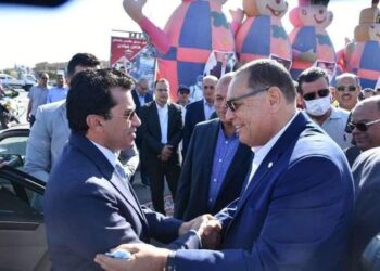 بدء إنطلاق فعاليات ماراثون المشي والدراجات بمدينة العاشر من رمضان.