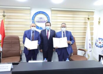 توقيع بروتوكول بين المعهد القومي لعلوم البحار وأكاديمية البحث العلمي.