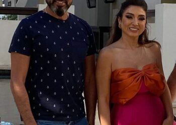 “روجينا ” في جلسة تصوير خاصة بلمسة سعودية