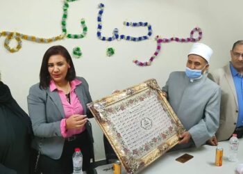  أقباط يزورون المنطقة الأزهرية بالغردقة للتهنئة بالمولد النبوي الشريف.