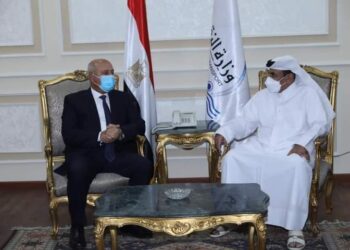وزير النقل يلتقي نظيره القطري لبحث التعاون في مجالات النقل المختلفة على هامش فعاليات وزراء النقل العرب.