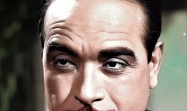 الشرير خفيف الظل الفنان محمد الديب.