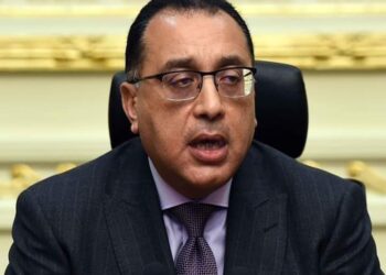 رئيس الوزراء يصل العاصمة الفرنسية باريس لتوقيع البرنامج القُطرى بين مصر ومنظمة التعاون الاقتصادي والتنمية.