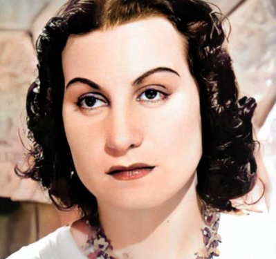 الفنانة الكبيرة زوزو نبيل