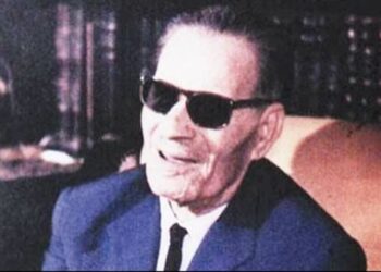 مقتطفات من حياة عميد الأدب العربي ..  في ذكري ميلاده