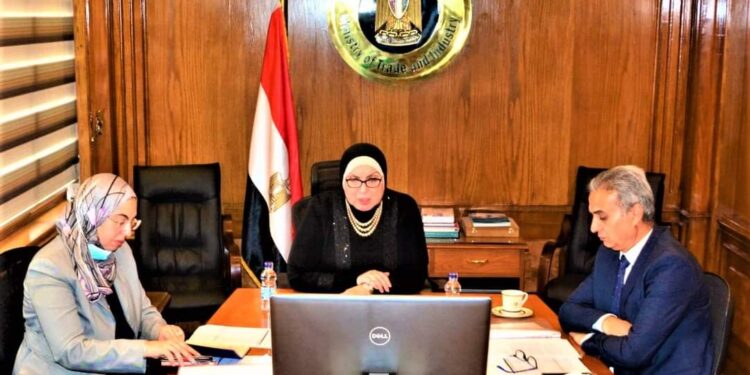 “نيفين جامع “ندعم حق دولة فلسطين في الحصول على صفة مراقب بمنظمة التجارة العالمية.