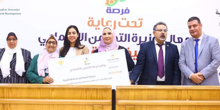 “نيفين القباج “مؤسسات المجتمع المدني شريك أساسي فى العديد من المهام لتنفيذ استراتيجية التنمية.