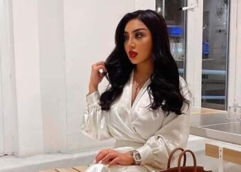 طرح برنامج إعلامي يجمع المؤثرين مع رواد الأعمال.