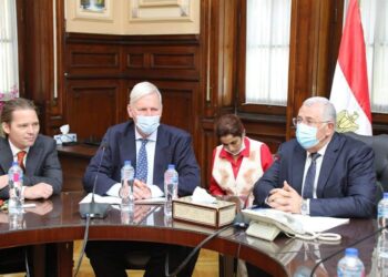 وزير الزراعة تعزيز نظم الغذاء المستدام والأمن في مصر.