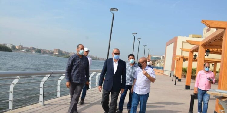 جولة تفقدية للهجان لمتابعة المشروعات الجاري تنفيذها بحي شرق وغرب شبرا الخيمة ومدينة الخصوص 