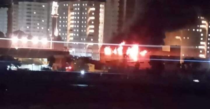 حريق ضخم بأحد المصانع الكبري بمنطقة القباري بالإسكندرية