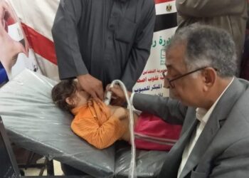 الكشف على ١٩٥ طفل ضمن قافلة طيبة لحياة كريمة بزفتى غربيه.