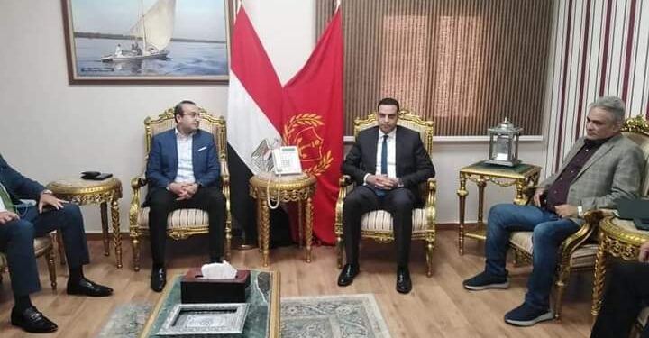 “رجال الأعمال ” تناقش مساعدة الشركات الصغيرة للقيد في البورصة