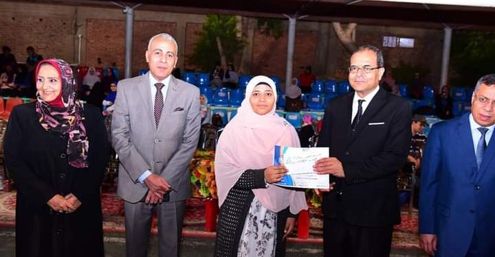 ختام مسابقات الأنشطة الطلابية وجامعة سوهاج تكرم ٧٠ طالب