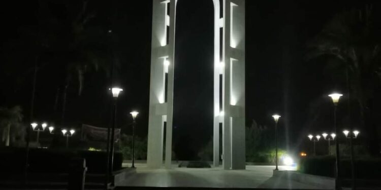 الأستاذ الدكتور ممدوح مهدي يشدد على أهمية تلقي تطعيمات كورونا.