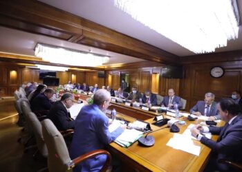 اجتماع مجلس شئون المعاهد العالية الخاصة برئاسة وزير التعليم العالي.