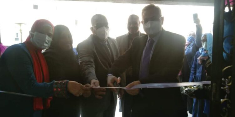 معرض لملابس الطالبات بالمدينة الجامعية بحلوان.