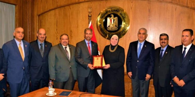 جامع :حرص الدولة المصرية على تنمية وتطوير العلاقات الاقتصادية المشتركة بين مصر ومملكة البحرين.