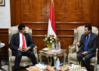 وزير الشباب والرياضة يلتقي سفير دولة قطر لدي مصر.