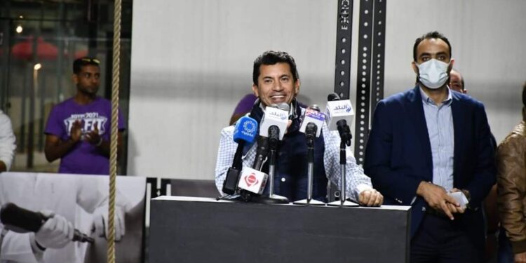 وزير الرياضة يشهد نهائي بطولة العالم للياقة التنافسية وستريت فيت بالعاصمة الإدارية ويُكرم الفائزين.