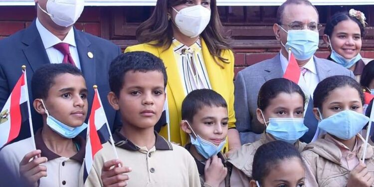 ” أحمد الأنصاري” نحرص على تذليل كافة العقبات وعدم التقيد بالإجراءات الروتينية لتنفيذ التدخلات المستهدفة في أسرع وقت.