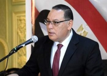 محافظ الشرقية : 322 مليون و420 ألف جنيه قروضاً من جهاز تنمية المشروعات لتمويل 9975 مشروع للشباب.