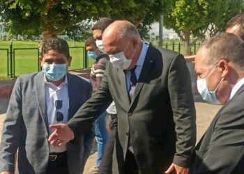 مصر للألومنيوم تنجح في تصنيع أول عربة للمأكولات لخدمة الشباب