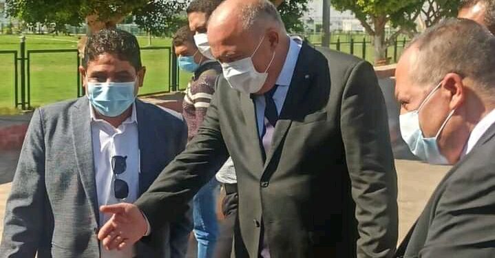 مصر للألومنيوم تنجح في تصنيع أول عربة للمأكولات لخدمة الشباب