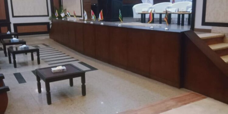 بعد قليل  إنطلاق ملتقي الصداقة العربية الافريقية