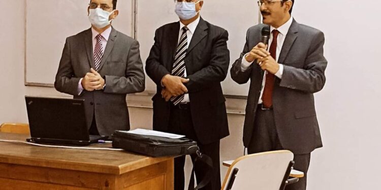 عميد كلية تربية حلوان يتفقد  انتظام سير العملية التعليمية بالكلية