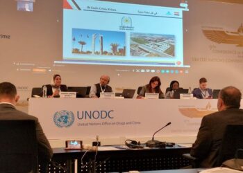 أساتذة جامعة