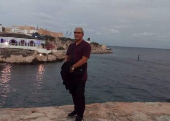 رِيحُ الْأَغَانِي