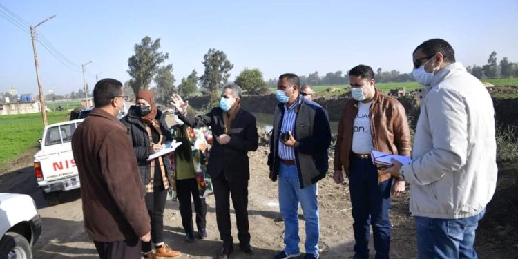 جولة صباحية واجتماع لمحافظ الغربية لمتابعة مشروعات حياة كريمة بزفتى.