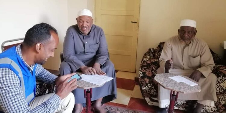 منسق حياة كريمة في أسوان توزيع 5 آلاف بطانية لأهلنا في قرى أسوان.