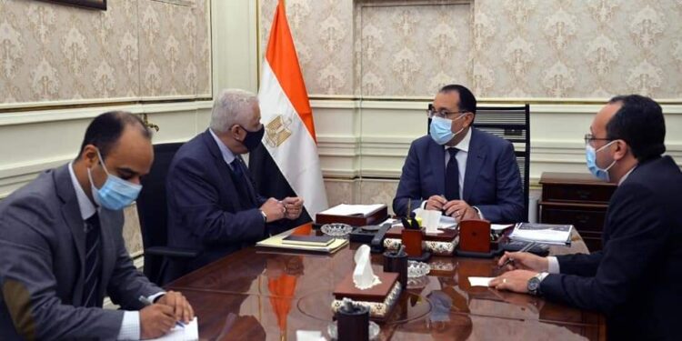 رئيس الوزراء يلتقي وزير التربية والتعليم لمتابعة عدد من ملفات عمل الوزارة