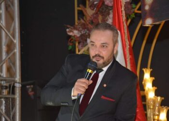 سامح صفوت: سعاد نصر أمى وأفتخر