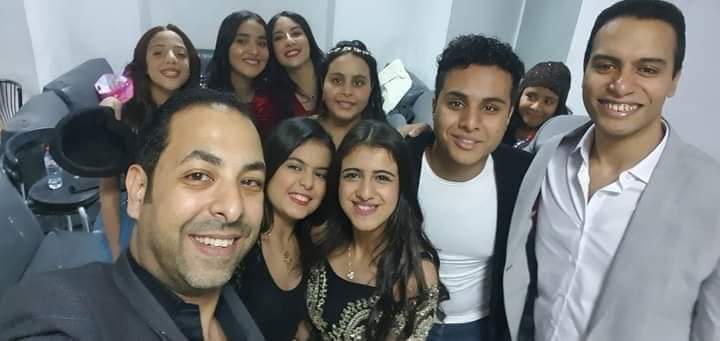 المبدعون قادمون.