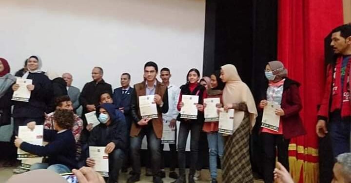 البطل السادات