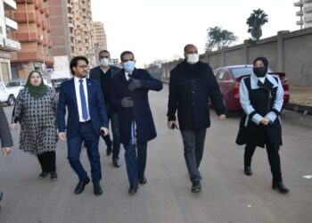 محافظ الغربية يتفقد أعمال الرصف والتطوير بمدينة المحلة.