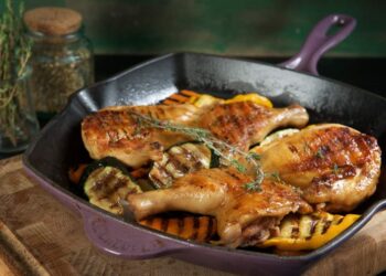 دجاج متبل مشوي.