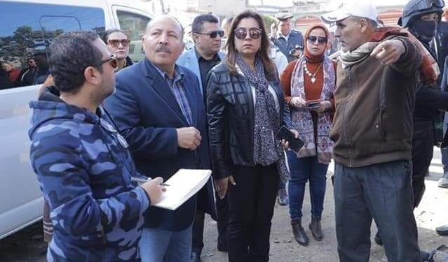 محافظ دمياط تبحث خطة تطوير عدد من مواقف سيارات الأجرة