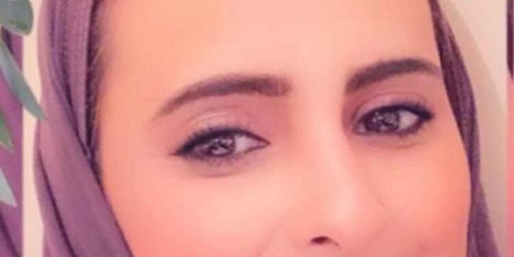 تكملة فصول حكاية  سارة.