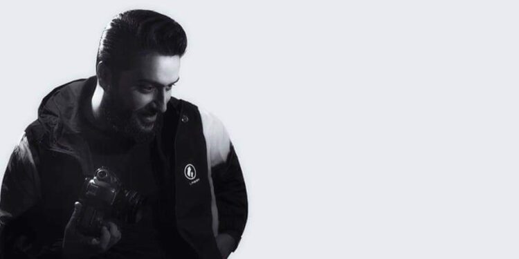 رهيل كمال يوثق الحياة التراثية بمعرضه الفنى الجديد