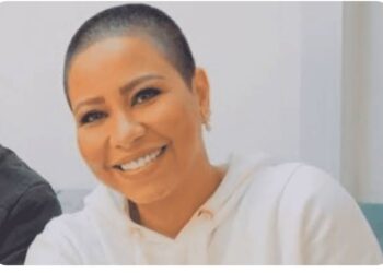 ظهور الفنانة شيرين بعد حلق شعرها.