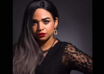 عزة وجدي تشارك فى العرض المسرحي «أيام البناء».